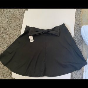 Bow detail flowy skirt